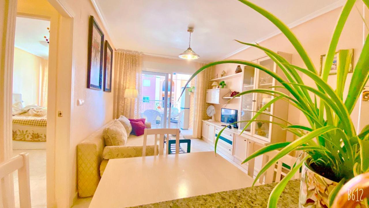 Beautiful Apartment Near Playa De Los Locos Торрев'єха Екстер'єр фото