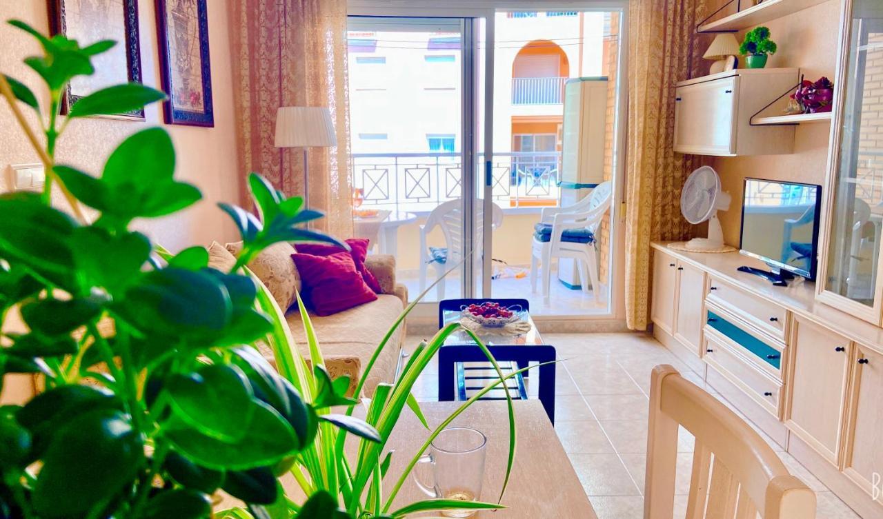 Beautiful Apartment Near Playa De Los Locos Торрев'єха Екстер'єр фото