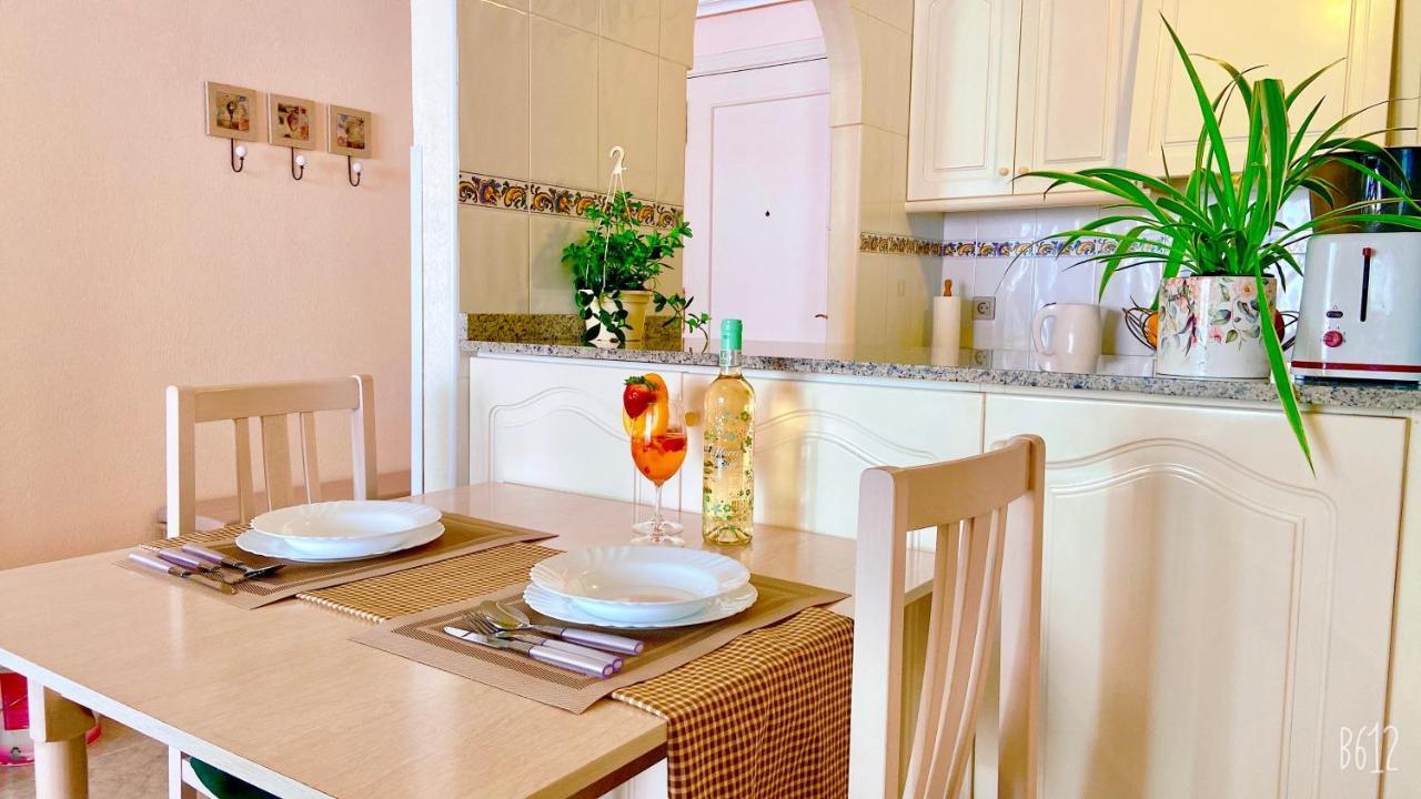 Beautiful Apartment Near Playa De Los Locos Торрев'єха Екстер'єр фото