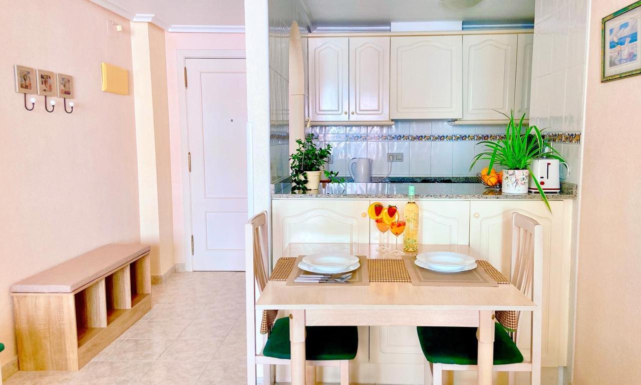 Beautiful Apartment Near Playa De Los Locos Торрев'єха Екстер'єр фото