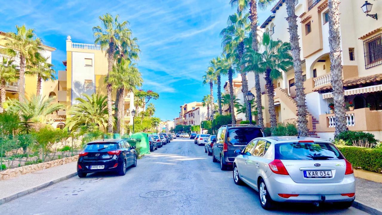 Beautiful Apartment Near Playa De Los Locos Торрев'єха Екстер'єр фото